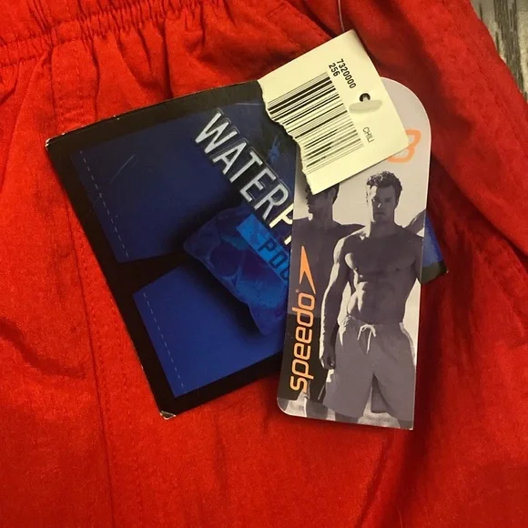NWT🍍SPEEDO SWIM TRUNKS 🍍8” inseam🍍dry bag🍍SIZE LARGE 🍍F-3 - Picture 2 of 5